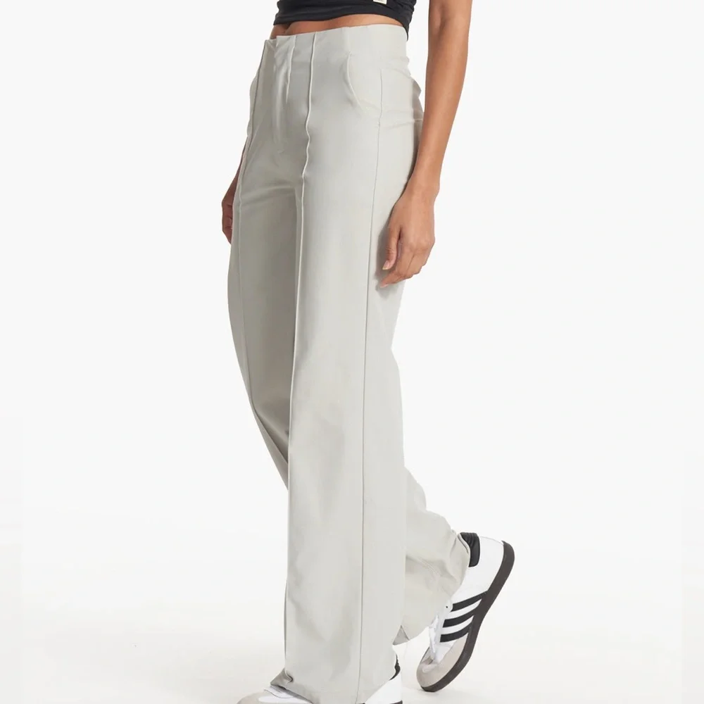 Vuori mega wide leg vapor tailored pants women's size M gray - Picture 8 of 8